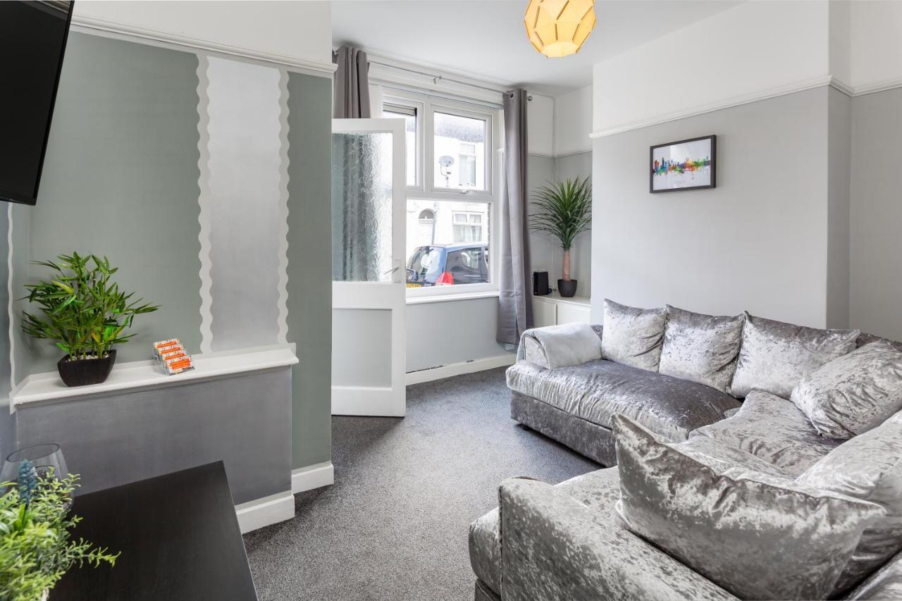 Comfortable Liverpool Townhouse - Free Parking Kültér fotó